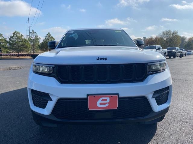 2025 Jeep Grand Cherokee GRAND CHEROKEE ALTITUDE 4X4