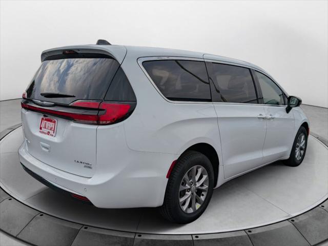 2026 Chrysler Pacifica PACIFICA LIMITED AWD