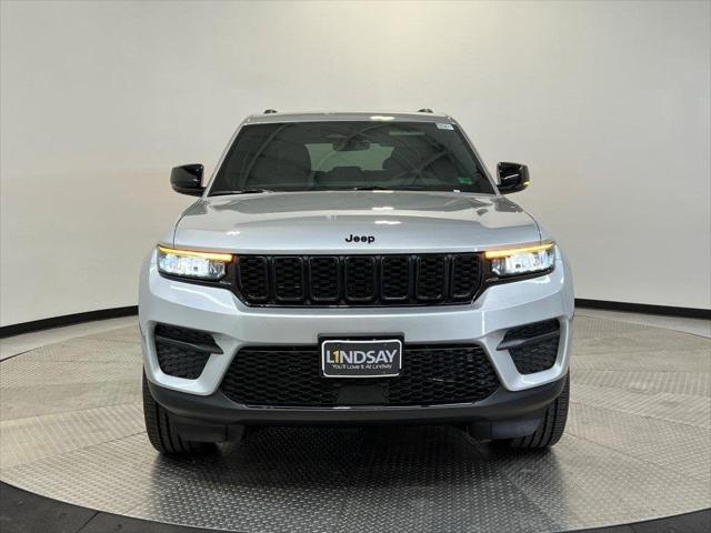 2025 Jeep Grand Cherokee GRAND CHEROKEE ALTITUDE X 4X4