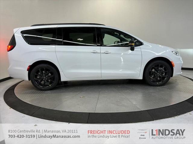 2026 Chrysler Pacifica PACIFICA LIMITED AWD