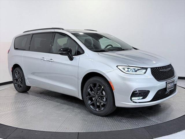 2026 Chrysler Pacifica PACIFICA LIMITED AWD