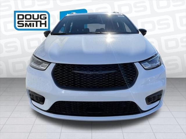 2026 Chrysler Pacifica PACIFICA LIMITED AWD