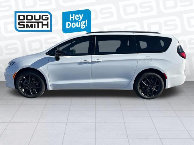 2026 Chrysler Pacifica PACIFICA LIMITED AWD