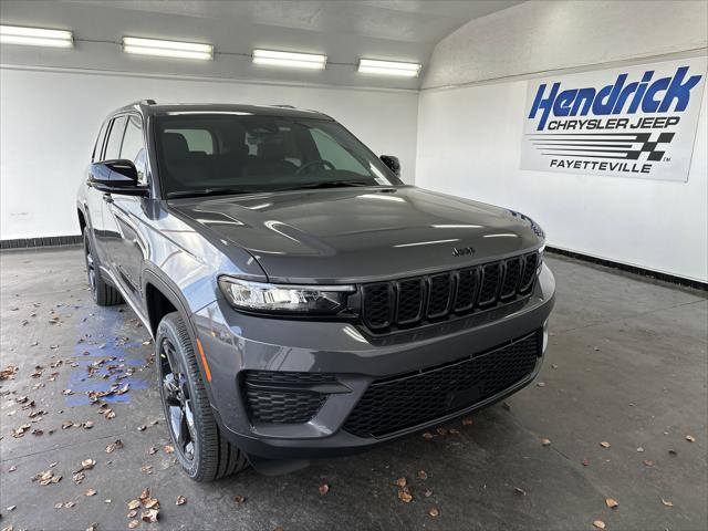 2025 Jeep Grand Cherokee GRAND CHEROKEE ALTITUDE X 4X4