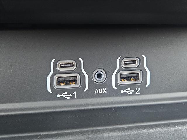 2026 Ram 1500 Express Crew Cab 4x4 57 Box