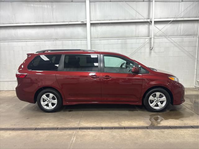 2018 Toyota Sienna LE 8 Passenger 2018 Toyota Sienna LE 8 Passenger