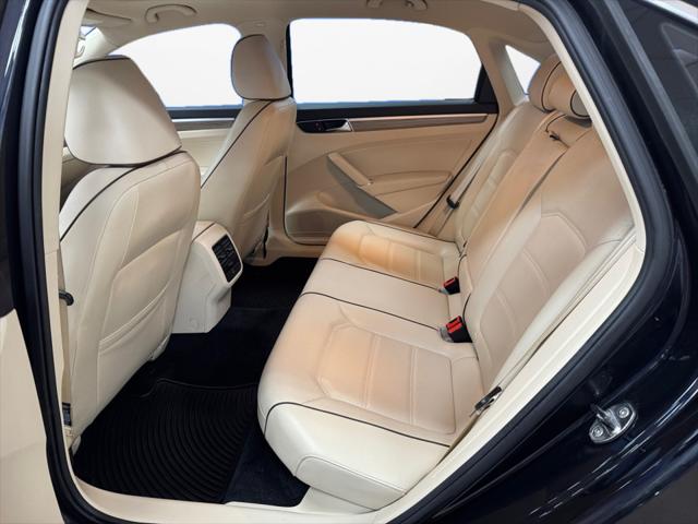 2017 Volkswagen Passat 1.8T SE