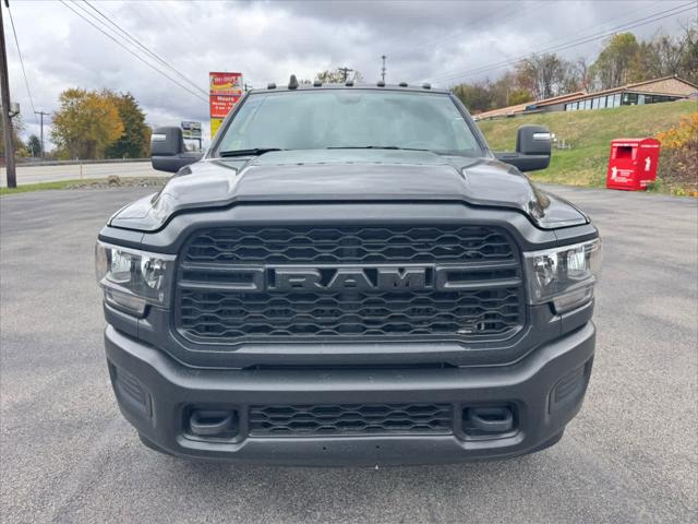 2024 RAM 3500 Tradesman Crew Cab 4x4 8 Box 2024 RAM 3500 Tradesman Crew Cab 4x4 8 Box