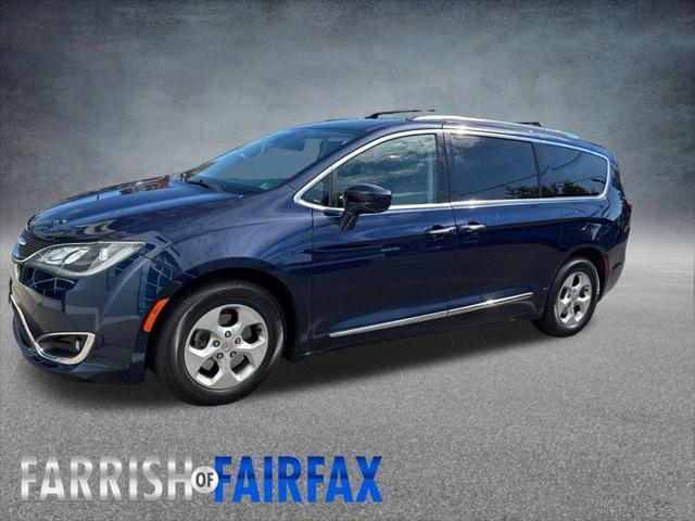 2017 Chrysler Pacifica Touring-L Plus