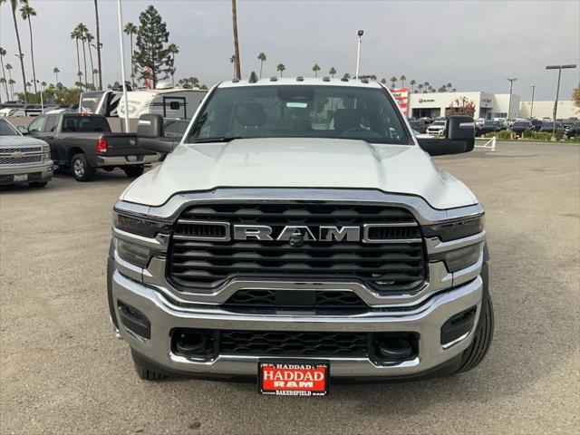 2025 RAM Ram 5500 Chassis Cab RAM 5500 TRADESMAN CHASSIS REGULAR CAB 4X4 84 CA