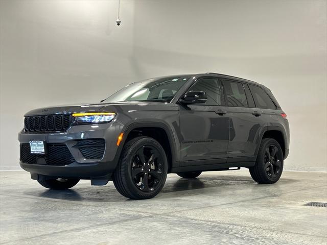 2023 Jeep Grand Cherokee Altitude 4x4