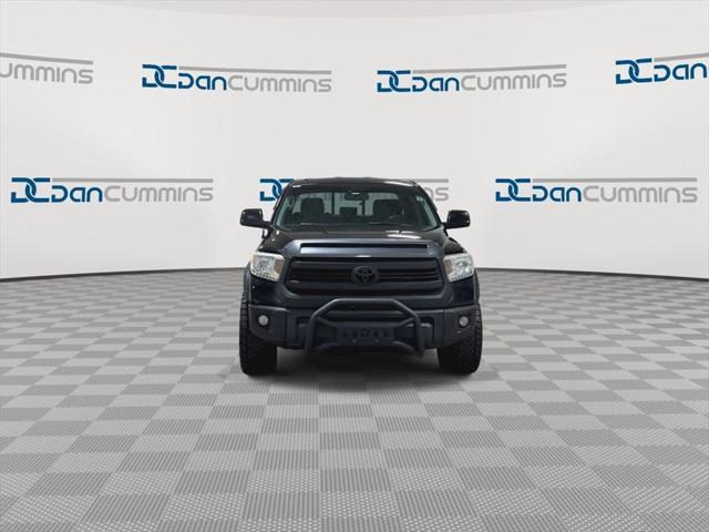 2014 Toyota Tundra SR5 5.7L V8 2014 Toyota Tundra SR5 5.7L V8