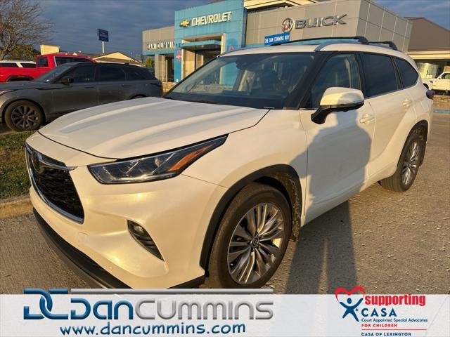 2023 Toyota Highlander Platinum 2023 Toyota Highlander Platinum