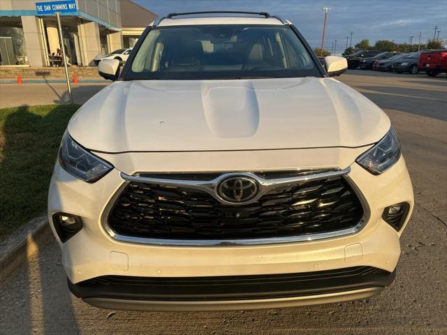 2023 Toyota Highlander Platinum 2023 Toyota Highlander Platinum