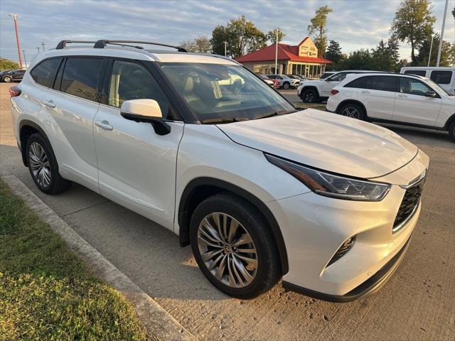 2023 Toyota Highlander Platinum 2023 Toyota Highlander Platinum