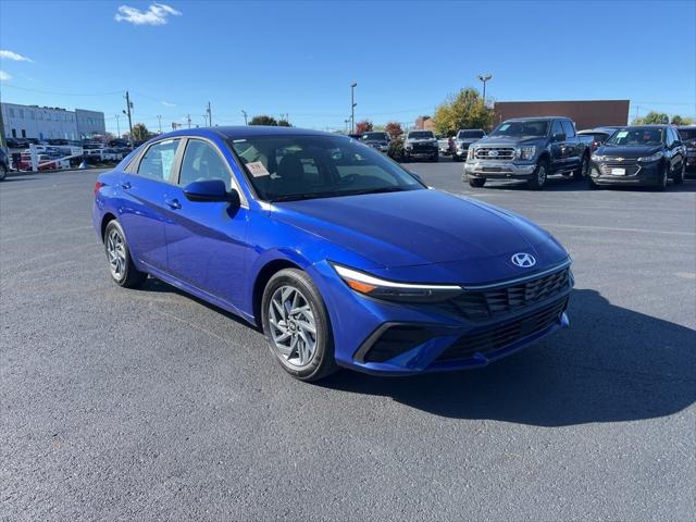 2024 Hyundai Elantra SEL 2024 Hyundai Elantra SEL