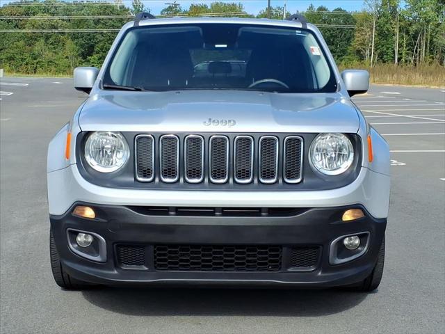 2017 Jeep Renegade Latitude FWD 2017 Jeep Renegade Latitude FWD