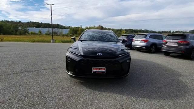 2025 Toyota Crown Signia Limited