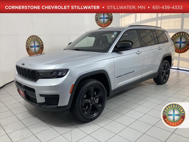 2023 Jeep Grand Cherokee L Altitude 4x4 2023 Jeep Grand Cherokee L Altitude 4x4