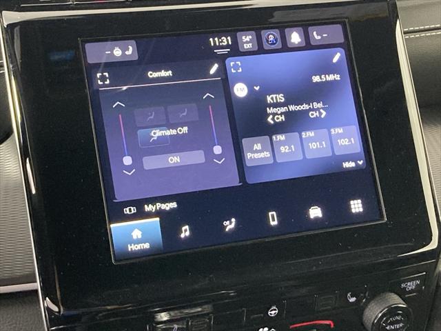 2023 Jeep Grand Cherokee L Altitude 4x4 2023 Jeep Grand Cherokee L Altitude 4x4