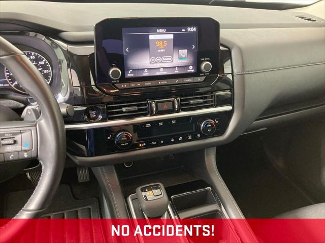 2025 Nissan Pathfinder SV 4WD