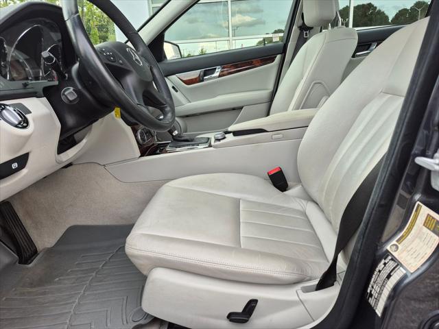 2010 Mercedes-Benz C 300 Luxury 2010 Mercedes-Benz C 300 Luxury