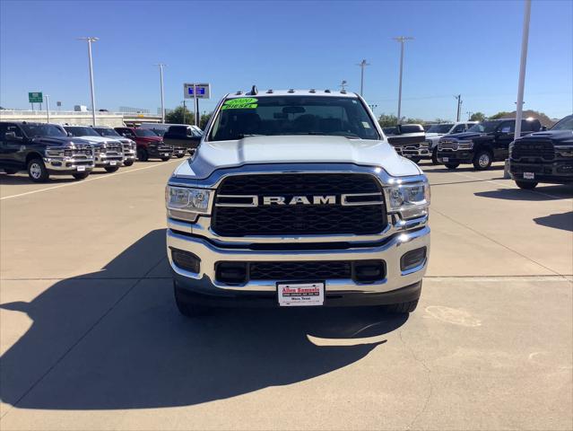2020 RAM 2500 Tradesman Regular Cab 4X4 8 Box 2020 RAM 2500 Tradesman Regular Cab 4X4 8 Box