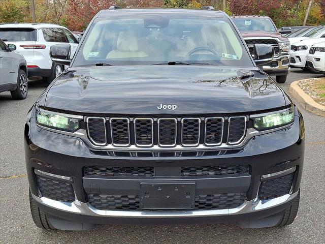 2022 Jeep Grand Cherokee L Limited 4x4 2022 Jeep Grand Cherokee L Limited 4x4