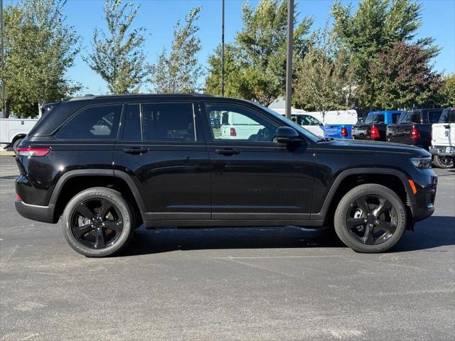 2025 Jeep Grand Cherokee GRAND CHEROKEE ALTITUDE X 4X4