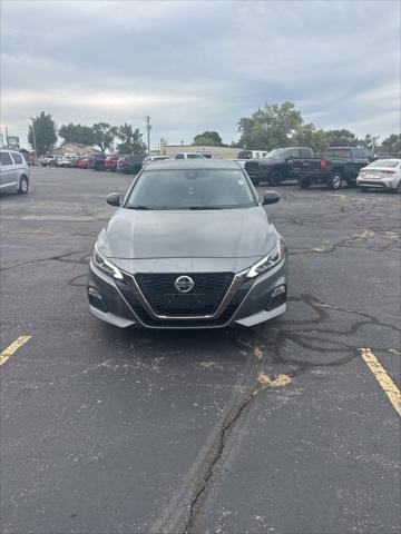2022 Nissan Altima SR FWD