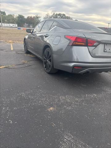 2022 Nissan Altima SR FWD