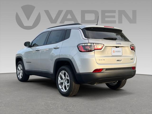 2024 Jeep Compass Latitude 4x4 2024 Jeep Compass Latitude 4x4