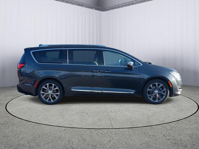 2020 Chrysler Pacifica Limited