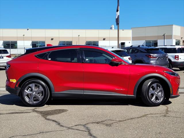 2022 Ford Mustang Mach-E Select 2022 Ford Mustang Mach-E Select