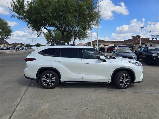 2020 Toyota Highlander XLE 2020 Toyota Highlander XLE