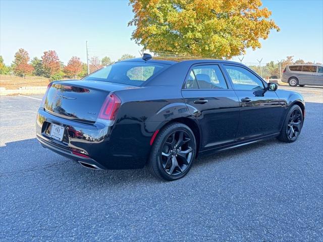 2022 Chrysler 300 Touring L 2022 Chrysler 300 Touring L