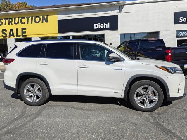 2018 Toyota Highlander Hybrid Limited Platinum