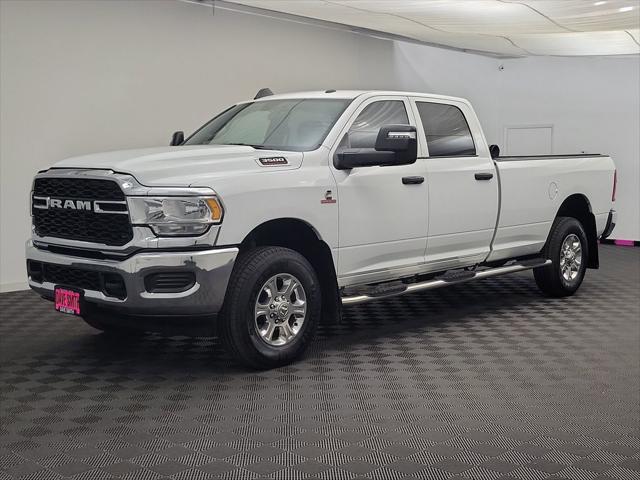 2024 RAM 3500 Tradesman Crew Cab 4x4 8 Box