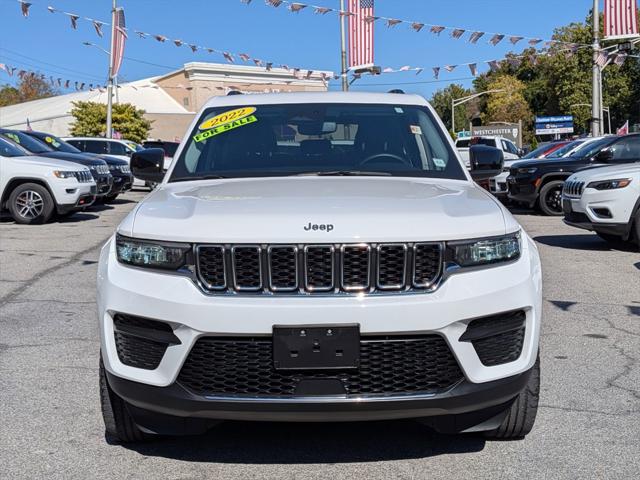 2023 Jeep Grand Cherokee Laredo 4x4