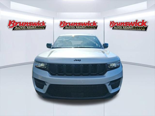2023 Jeep Grand Cherokee Altitude X 4x4 2023 Jeep Grand Cherokee Altitude X 4x4