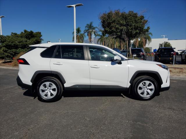 2024 Toyota RAV4 LE 2024 Toyota RAV4 LE