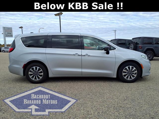 2024 Chrysler Pacifica Hybrid Select 2024 Chrysler Pacifica Hybrid Select