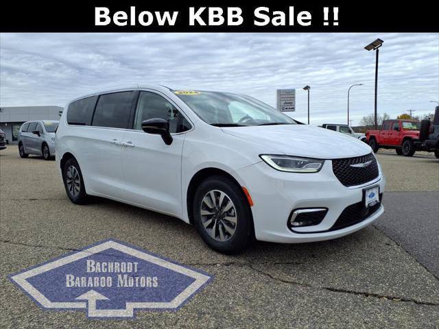 2024 Chrysler Pacifica Hybrid Select 2024 Chrysler Pacifica Hybrid Select