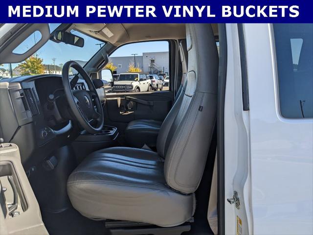 2024 Chevrolet Express Passenger RWD 3500 Extended Wheelbase LS 2024 Chevrolet Express Passenger RWD 3500 Extended Wheelbase LS