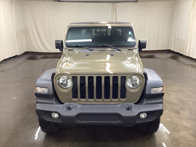 2020 Jeep Gladiator Sport S 4X4 2020 Jeep Gladiator Sport S 4X4