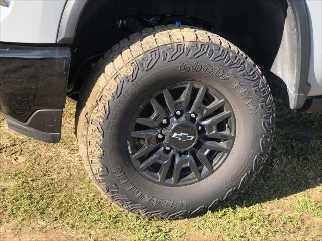 2024 Chevrolet Silverado 2500HD 4WD Crew Cab Standard Bed ZR2 2024 Chevrolet Silverado 2500HD 4WD Crew Cab Standard Bed ZR2