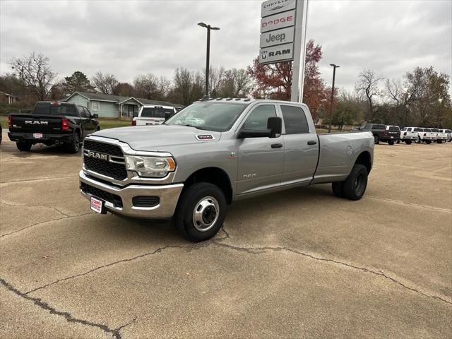 2022 RAM 3500 Tradesman Crew Cab 4x4 8 Box 2022 RAM 3500 Tradesman Crew Cab 4x4 8 Box
