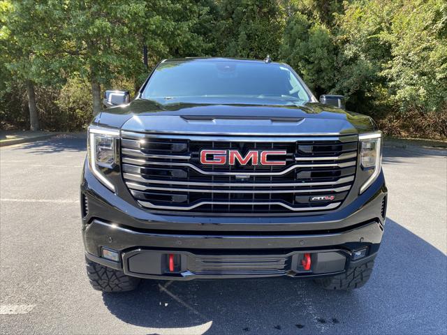 2024 GMC Sierra 1500 4WD Crew Cab Short Box AT4