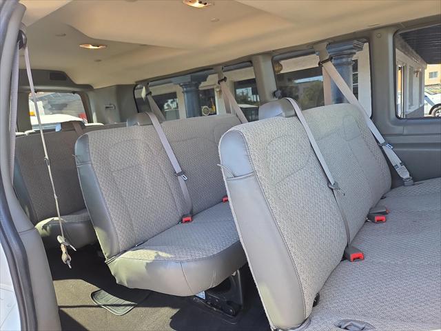 2025 Chevrolet Express Passenger RWD 3500 Extended Wheelbase LS