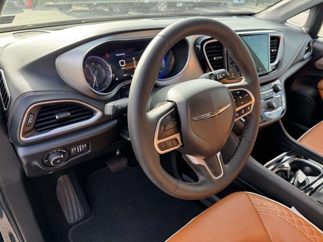 2024 Chrysler Pacifica Pinnacle AWD